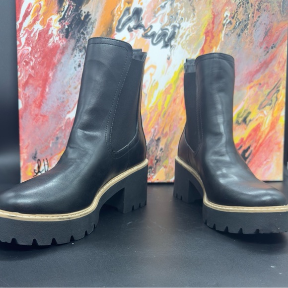 DV by Dolce Vita Tobias Gore Lug Boots - Picture 4 of 8